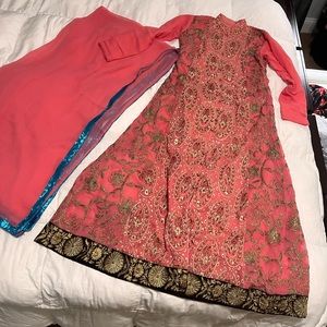 Pakistani 2 piece shalwar kameez